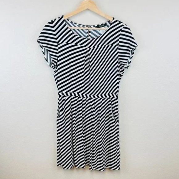 J. Crew Black & White Striped Short Sleeve Mini Dress Size 8 - Picture 9 of 14